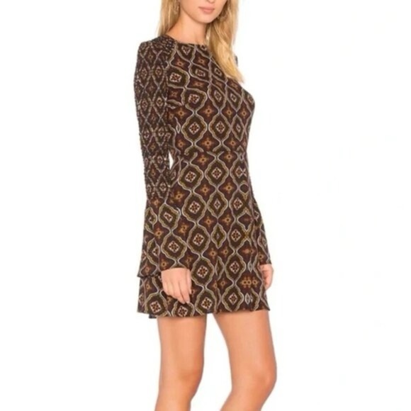 A.L.C. Alexa Printed Bell Sleeve Silk Dress (3) - Picture 5 of 12